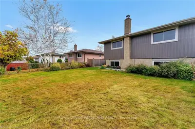 3257 Appleford Avenue, Niagara Falls, On L2j 3n5