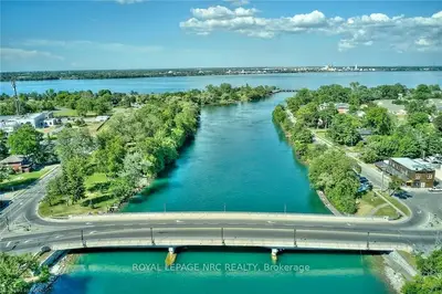 3710 Main Street 201, Niagara Falls, On L2g 6b1