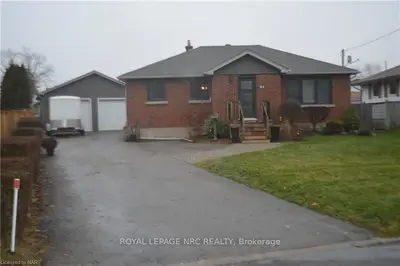 51 Greenhill Drive, Thorold, On L2v 1w4