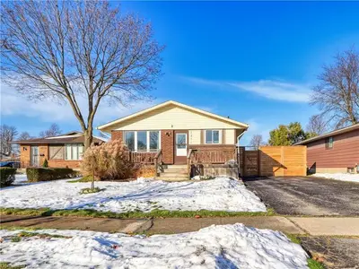 7371 NORTH DORSET Place, Niagara Falls, ON L2J 3T3