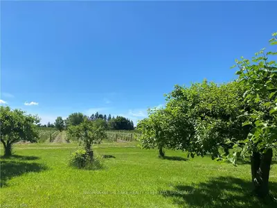 1611 OLD LAKESHORE Road, Niagara-on-the-Lake, ON L0S 1J0