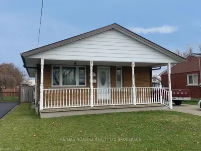 218 Johnston Street, Port Colborne, On L3k 1h5