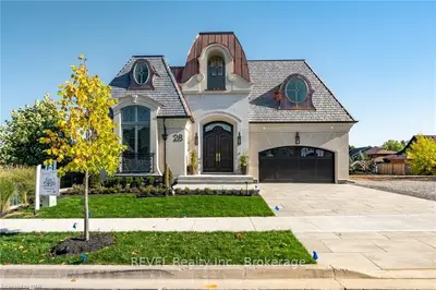 28 Cottage Street, Niagara-on-the-Lake, ON L0S 1J0