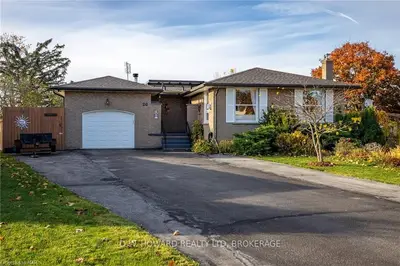 20 LENA Crescent, Port Colborne, ON L3K 2V6