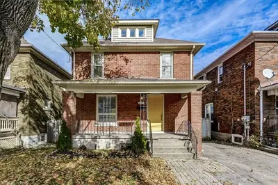 4935 WILLMOTT Street, Niagara Falls, ON L2E 1Z6