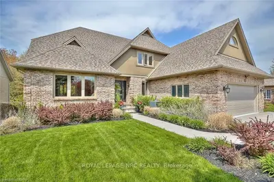 8 SCOTTDALE Court, Pelham, ON L0S 1E3