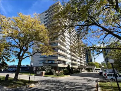 215 GLENRIDGE Avenue 310, St. Catharines, ON L2T 3J7