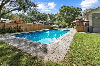 2446 Woodfield Avenue, Niagara Falls, On L2j 3b1