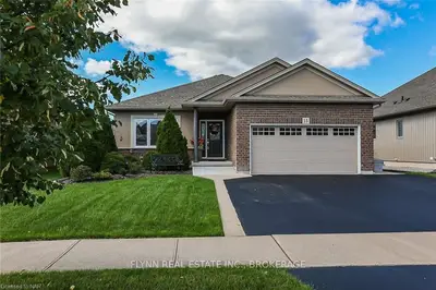 15 Clare Avenue, Welland, On L3c 0b7