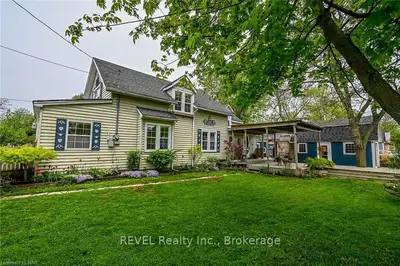 106 ALBERT Street, Fort Erie, ON L2A 5L2