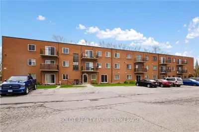 456 CARLTON Street 30, St. Catharines, ON L2M 4X1