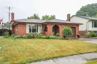 26 Jennifer Court, Welland, On L3c 6h8
