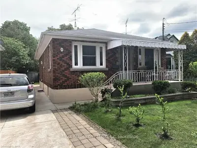 8 Carina Street, St. Catharines, On L2m 5e3
