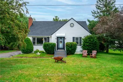 1366 Seventh Street Louth, St. Catharines, On, L2r 6p9