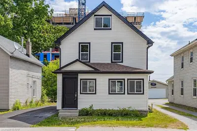 97 King Street, Port Colborne, On L3k 4g1