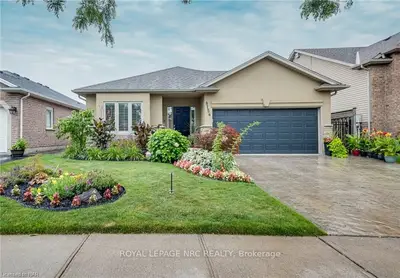8154 BEAVER GLEN Drive, Niagara Falls, ON L2H 3K5