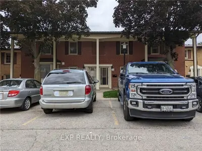 31 ARBOUR GLEN Crescent 14, London East, ON N5Y 1Z9