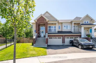 94 Cannery Drive, Niagara-on-the-lake, On L0s 1j1