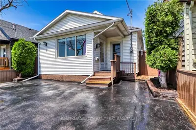 11 Erie Street, St. Catharines, ON L2R 2R9