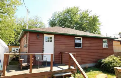 2984 LAKESHORE Road, Haldimand County, ON N1A 2W8