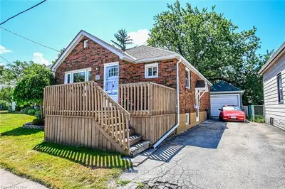 29 LOCUST Street, Welland, ON L3C 4J1