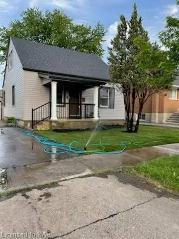 9 ABERDEEN Court E, Fort Erie, ON L2A 3Y7