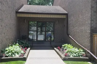 6044 SWAYZE Drive 16, Niagara Falls, ON L2J 4G9