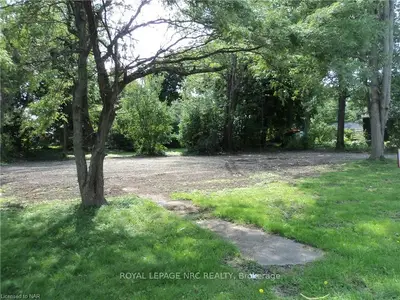 336 Sugarloaf Street, Port Colborne, ON L3K 2P3