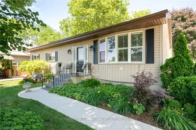 23 Four Mile Creek Road 200, Niagara-on-the-lake, On L0s 1j1