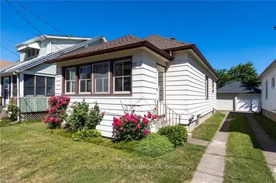 87 SHERWOOD Avenue, St. Catharines, ON L2R 1X4