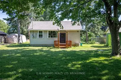 4973 BEACH Road, Port Colborne, ON L0S 1R0