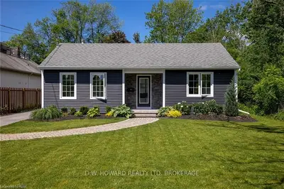 1071 BENNER Avenue, Fort Erie, ON L2A 4N6