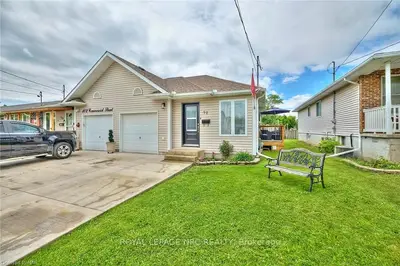 98 COMMERCIAL Street, Welland, ON L3B 5Z3
