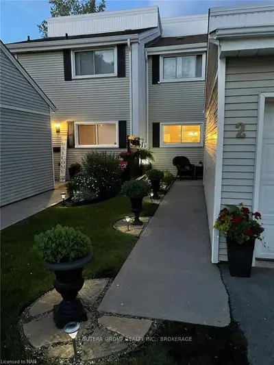 7001 CASEY Street 2, Niagara Falls, ON L2J 3G6