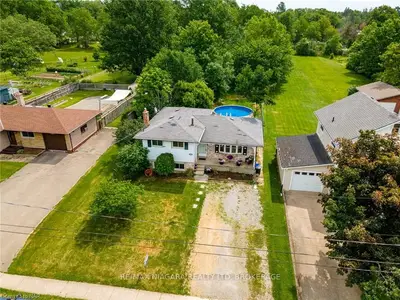100 ELMWOOD Avenue, Fort Erie, ON L0S 1B0