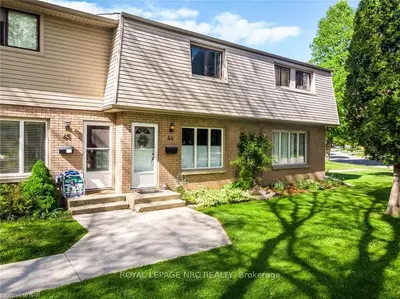 4215 MEADOWVALE Drive 44, Niagara Falls, ON L2E 5W8
