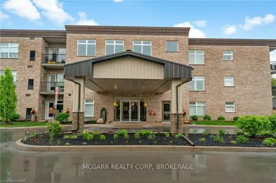4644 PETTIT Avenue 220, Niagara Falls, ON L2E 6L5
