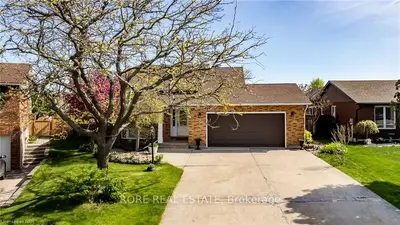 6 ROYAL Road, Port Colborne, ON L3K 5Y6
