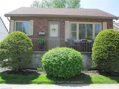 393 Corvette Street, Welland, ON L3B 4S8
