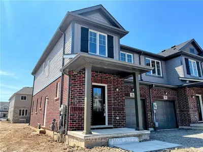 75 SUNFLOWER Place, Welland, ON L3B 5N8