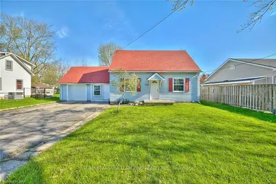 3238 YOUNG AVE Avenue, Fort Erie, ON L0S 1N0