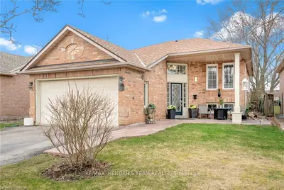 14 MADISON Court E, Welland, ON L3C 7G3