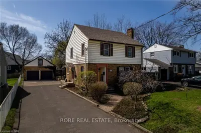 217 EDGAR Street, Welland, ON L3C 1T6