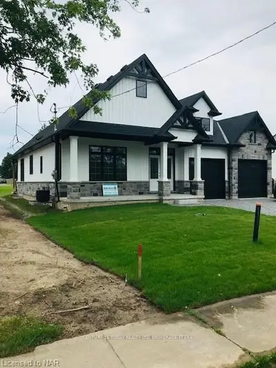 3595 East Main Street, Fort Erie, On L0s 1s0