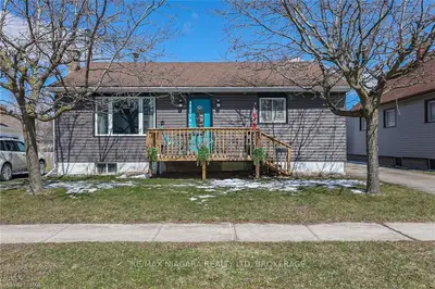 330 JARVIS Street, Fort Erie, ON L2A 2S8