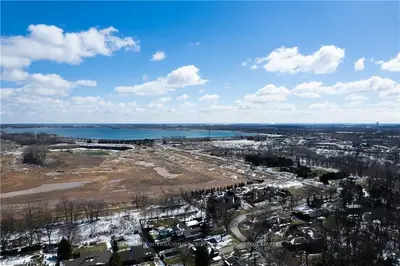 42 Melrose Drive, Niagara-on-the-lake, On L0s 1j0