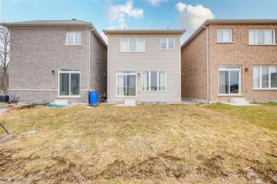8824 Sourgum Avenue, Niagara Falls, On L2h 3s3