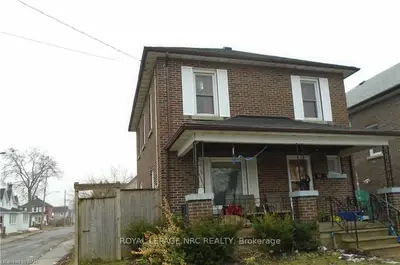 93 State Street, Welland, On L3b 4k6