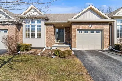 660 ALBERT Street 10, Fort Erie, ON L2A 6R7