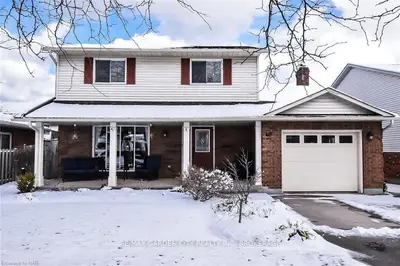 40 THE MEADOWS Street, St. Catharines, ON L2N 7L1
